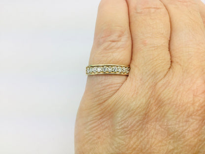 14k Yellow Gold Round Cut 0.22ct Diamond Row Set Ring