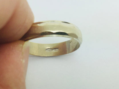 18k White Gold Pattern Band Ring