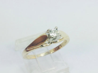 14k Yellow Gold Round Cut 0.15ct Diamond Solitaire Ring
