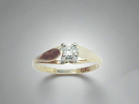 14k Yellow Gold Round Cut 0.15ct Diamond Solitaire Ring