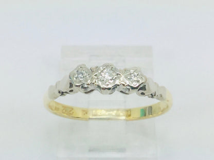 18k Yellow & White Gold Round Cut 7pt Trinity Diamond Ring