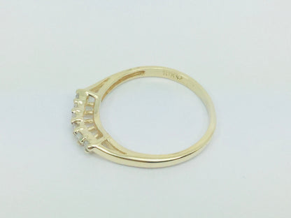 10k Yellow Gold Round Cut 0.20ct Row Set Diamond Ring
