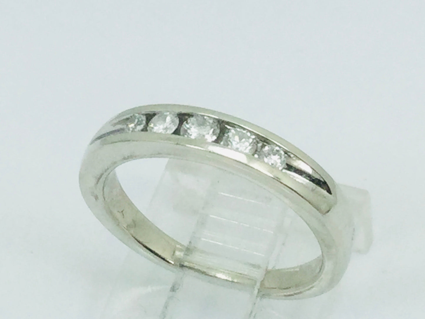 14k White Gold Round Cut 20pt Channel Set Diamond Band Ring