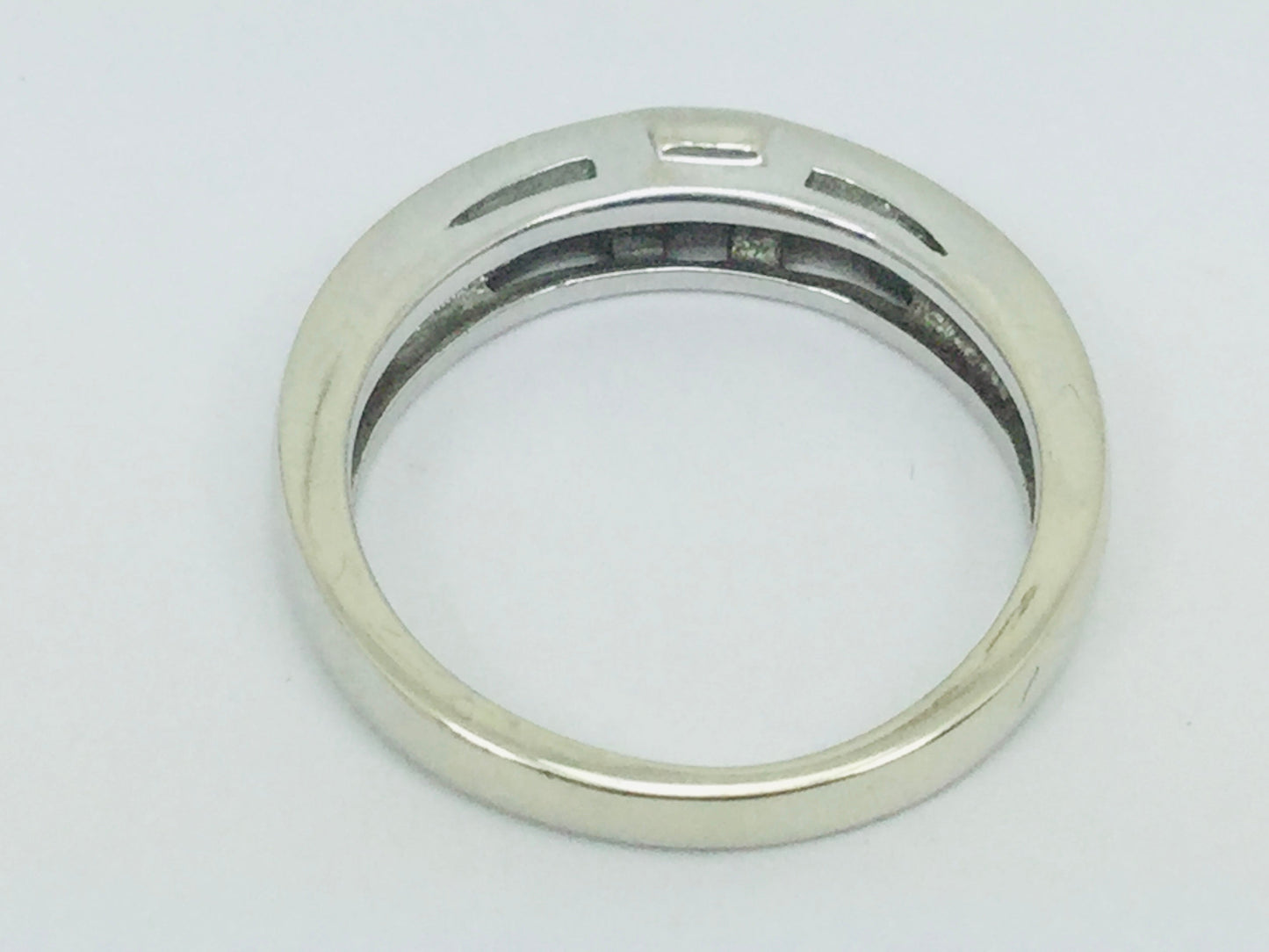 14k White Gold Brilliant Cut 20pt Channel Set Diamond Band Ring