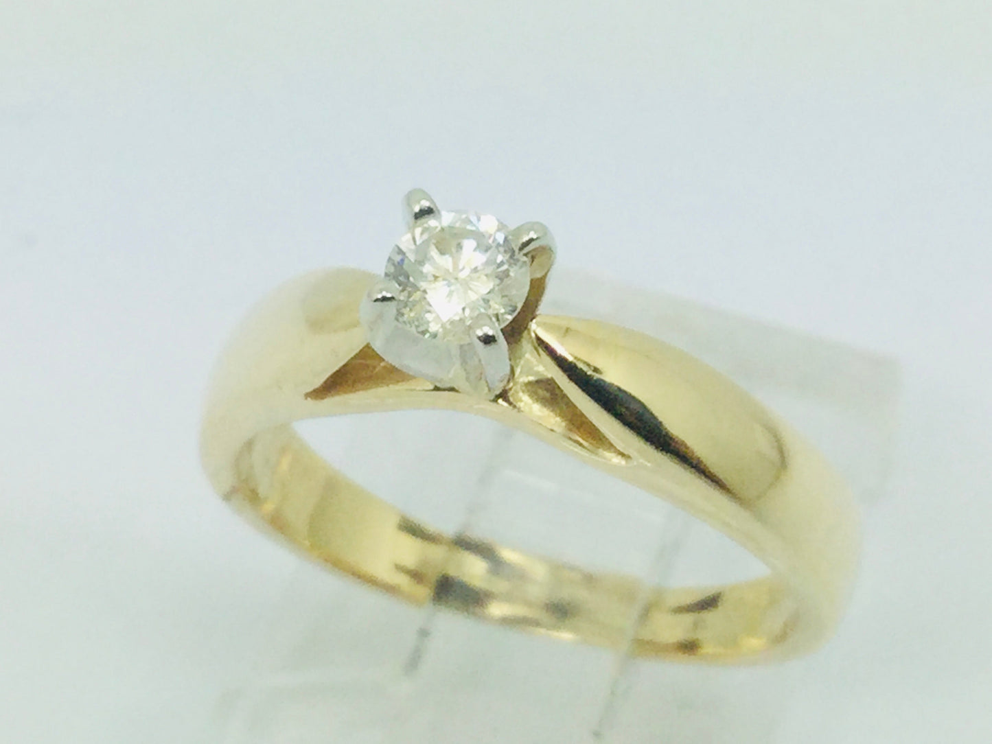 14k Yellow Gold Round Cut 0.17ct Solitaire Diamond Ring