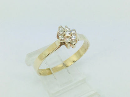 10k Yellow Gold Round Cut 0.25ct Diamond Cluster Ring