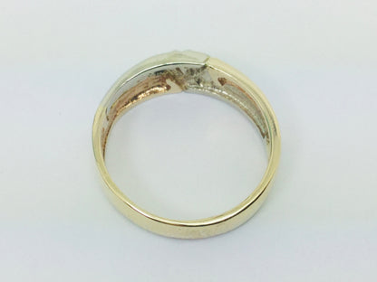 10k Yellow and White Gold Round Cut 4.5pt Diamond Row Set Ring