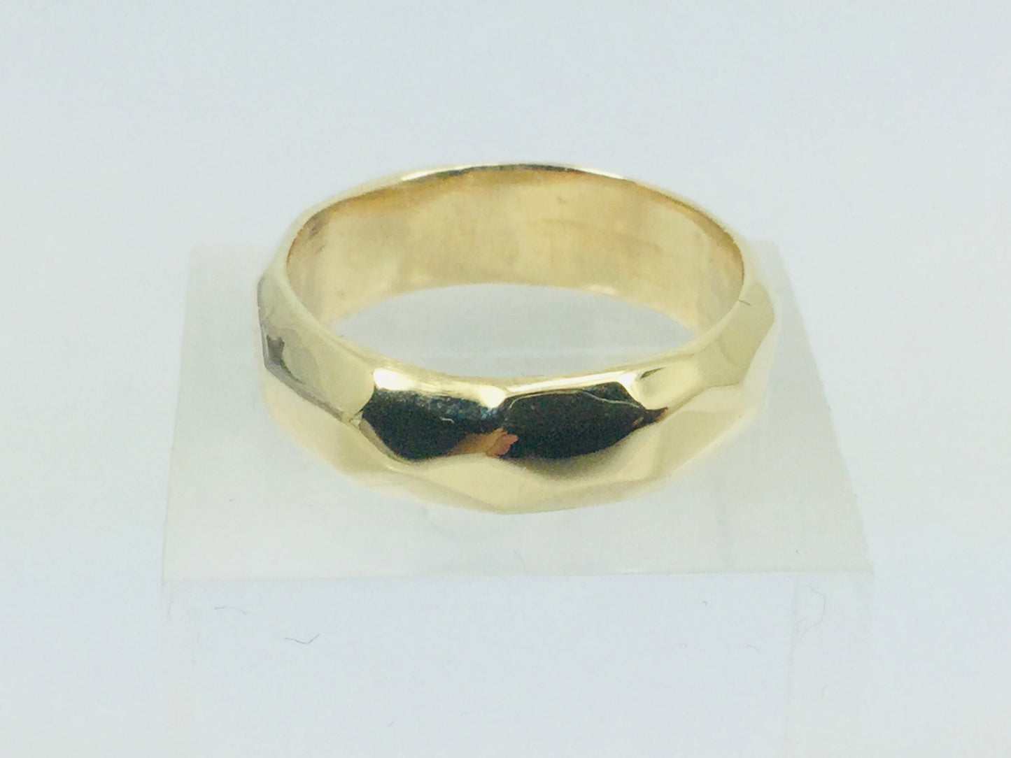 14k Solid Yellow Gold 5.5mm Hammered Band Ring