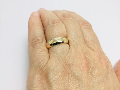 14k Solid Yellow Gold 5.5mm Hammered Band Ring