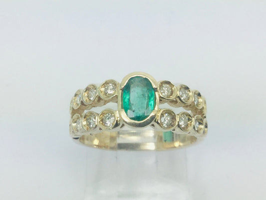 14k Yellow Gold Oval Cut 0.50ct Emerald May Birthstone & 0.40ct Diamond Row Set Ring