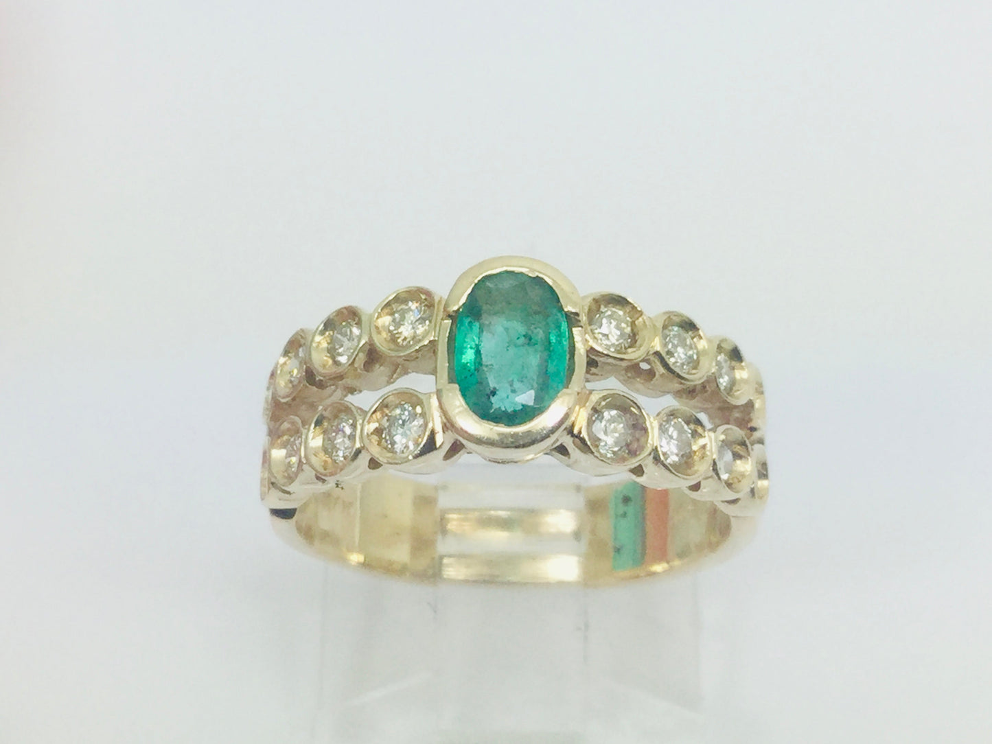 14k Yellow Gold Oval Cut 0.50ct Emerald May Birthstone & 0.40ct Diamond Row Set Ring