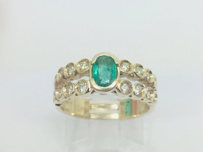 14k Yellow Gold Oval Cut 0.50ct Emerald May Birthstone & 0.40ct Diamond Row Set Ring