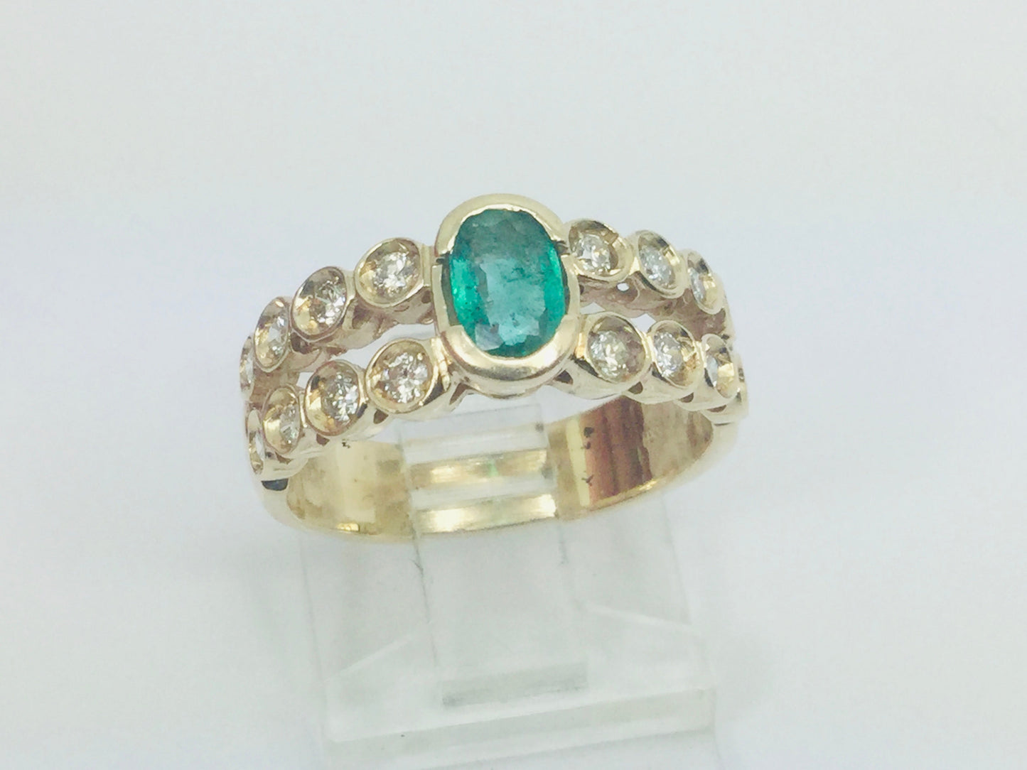 14k Yellow Gold Oval Cut 0.50ct Emerald May Birthstone & 0.40ct Diamond Row Set Ring