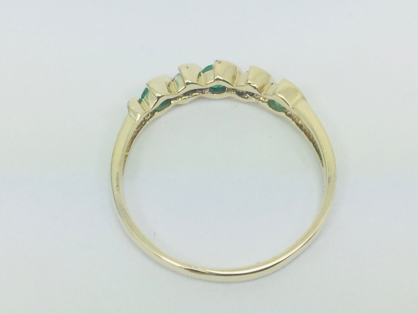 10k Yellow Gold Round Cut 18pt Emerald May Birthstone & 6pt Diamond Row Set Ring