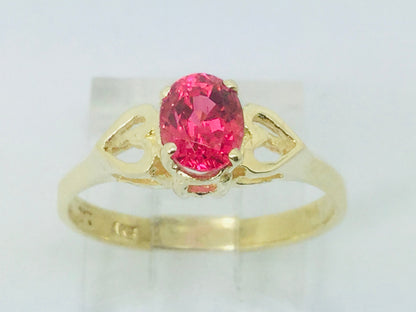 10k Yellow Gold Oval Cut .92ct Red Spinel Solitaire & Hearts Ring