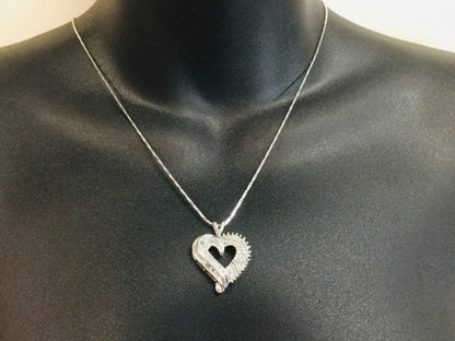 14k White Gold Round & Baguette Cut 1.5ct Diamond Heart Pendent