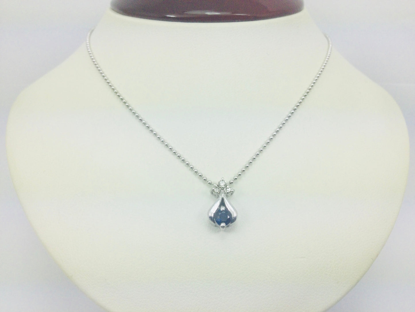 Platinum Round Cut 25pt Sapphire & Diamond Pendent and 14k White Gold Chain