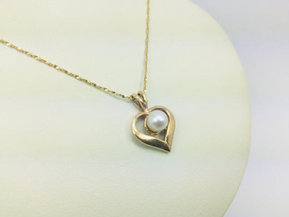 18k Yellow Gold Genuine Pearl June Birthstone Heart Necklace