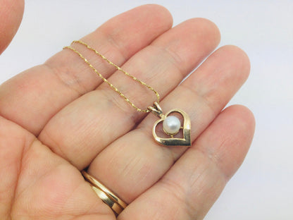 18k Yellow Gold Genuine Pearl June Birthstone Heart Necklace