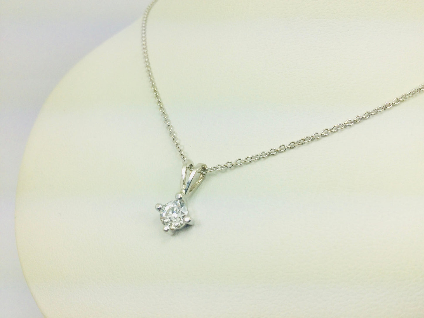 14k White Gold Round Cut 0.5ct Diamond Solitaire Necklace