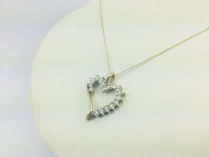 10k Yellow Gold Round Cut 50pt Diamond Heart Necklace