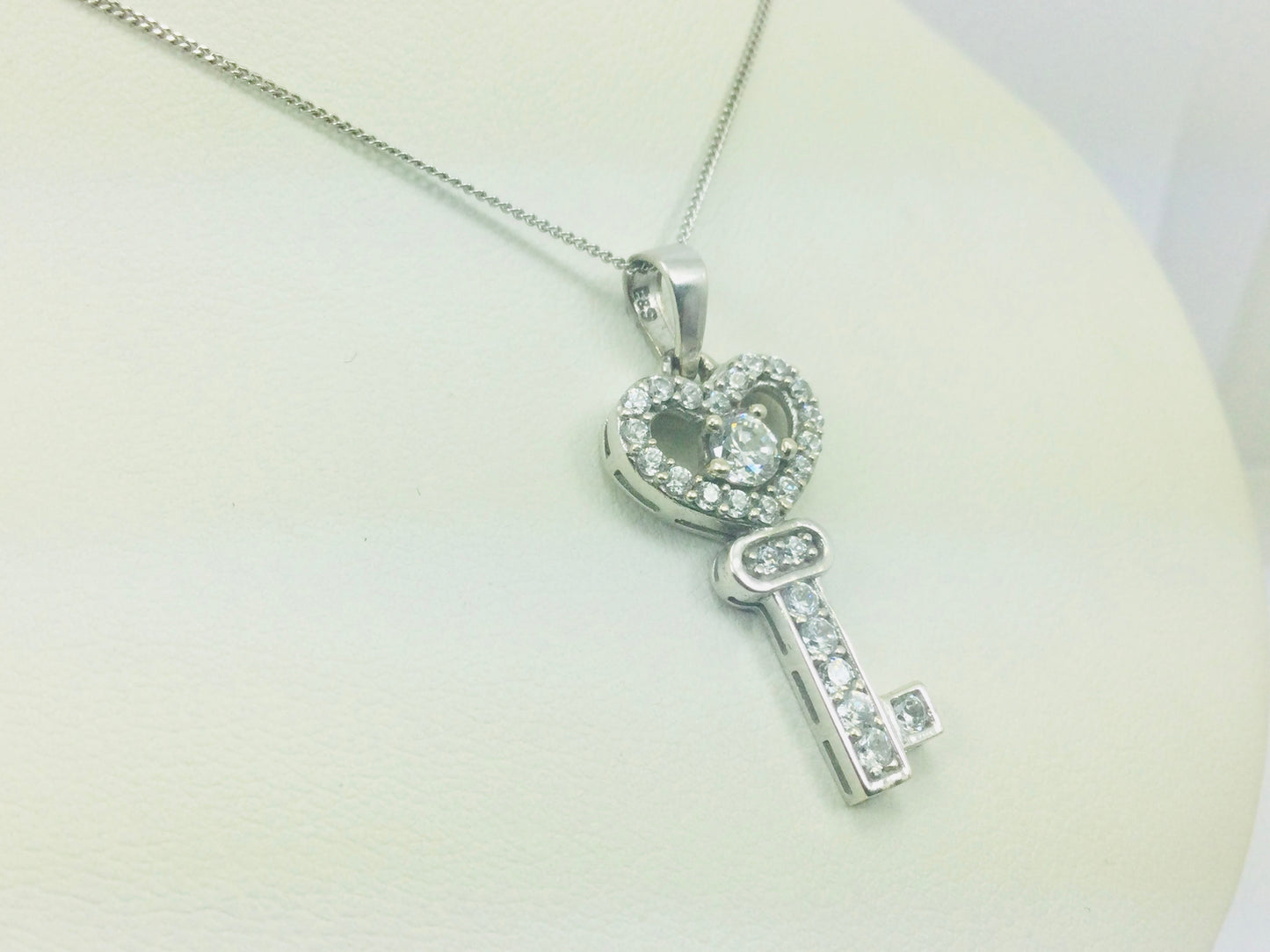 10k White Gold Round Cut Cubic Zirconia (CZ) Heart Key Necklace