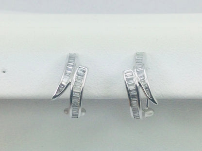 18k White Gold Baguette Cut 0.85ct Diamond Row Set Omega Style Clip Earrings