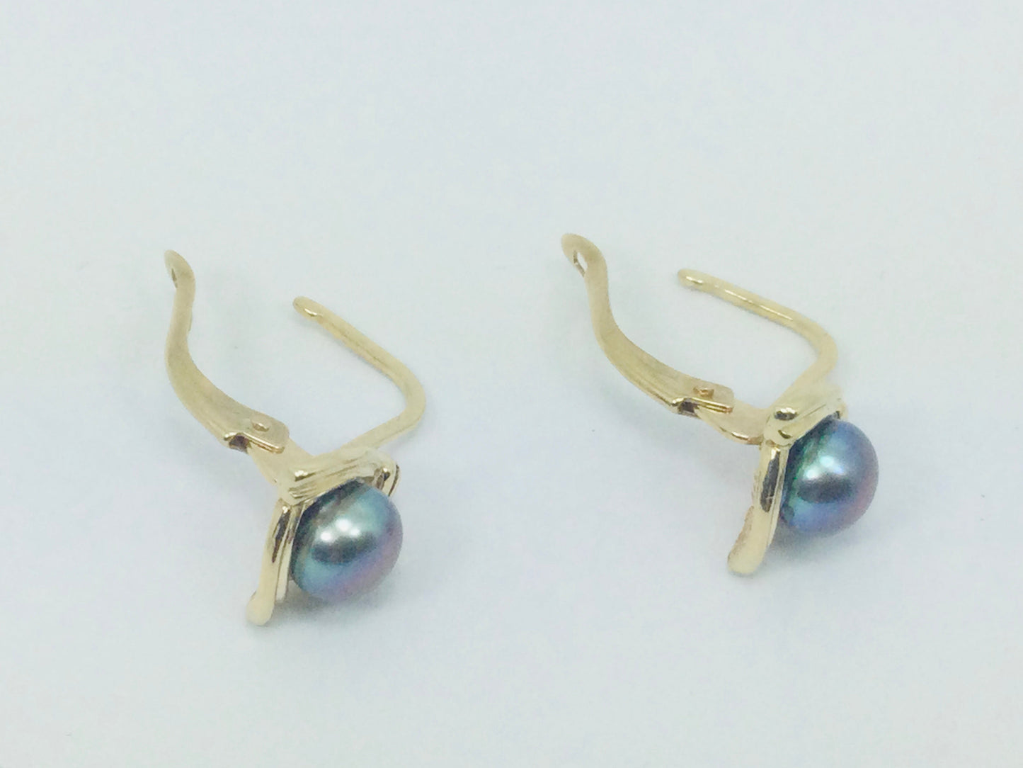 10k Yellow Gold Black Tahitian Pearl Earrings