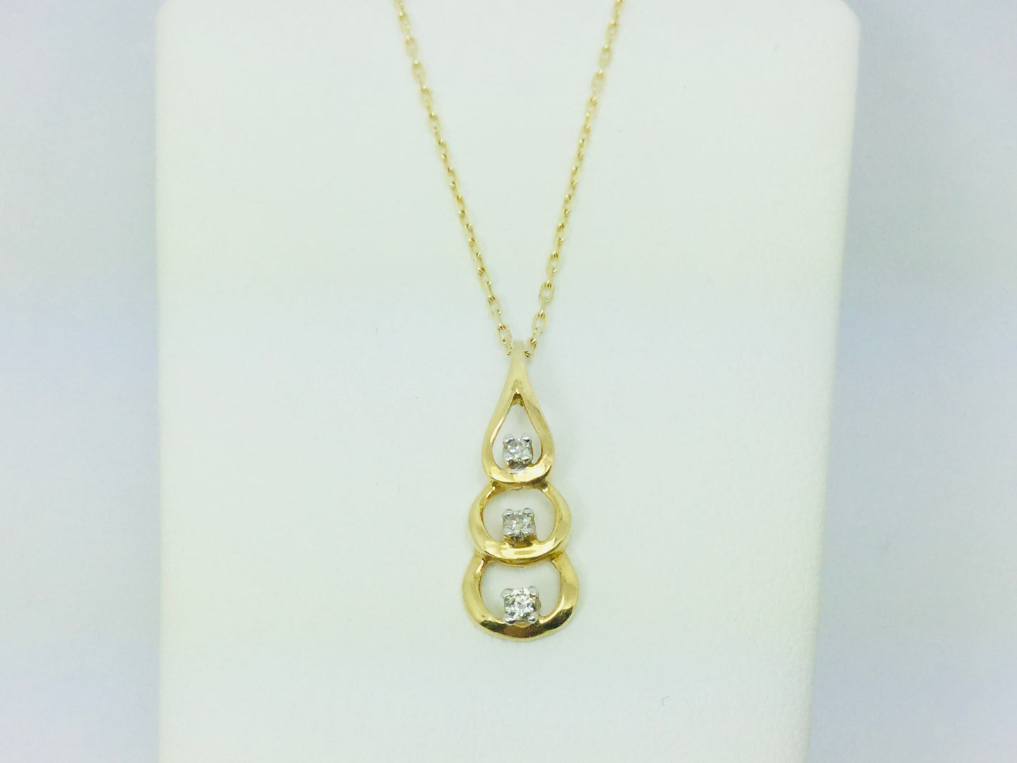 14k Yellow Gold Round Cut 9pt Diamond Trilogy Teardrop Pendent
