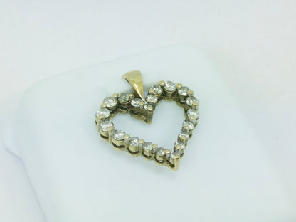 10k Yellow Gold Round Cut 45pt Diamond Heart Pendent