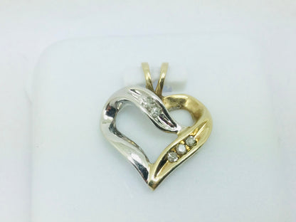 10k White and Yellow Gold Round Cut 5pt Diamond Heart Pendent