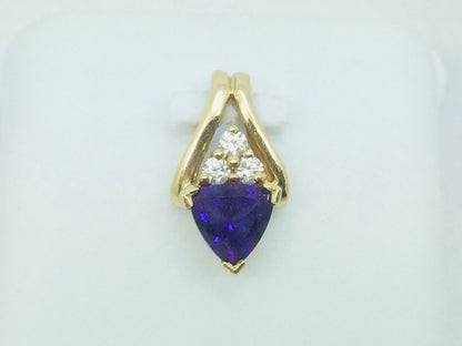 14k Yellow Gold Triangular Cut Amethyst & 10pt Diamond Pendent