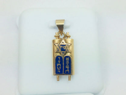 14k Yellow Gold Jewish Scroll Pendent