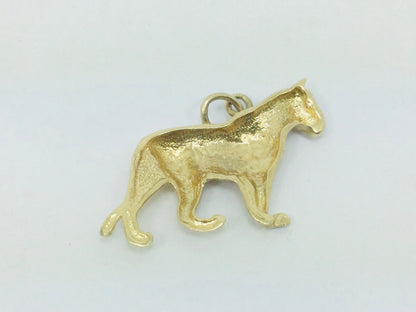 10k Yellow Gold Dog Pendent