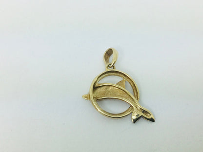 10k Yellow Gold Round Cut 2pt Diamond Dolphin Pendent