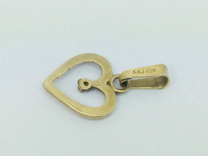 10k Yellow Gold Round Cut 1pt Diamond Heart Pendent