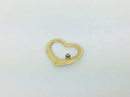 10k Yellow Gold Round Cut 1pt Diamond Heart Pendent