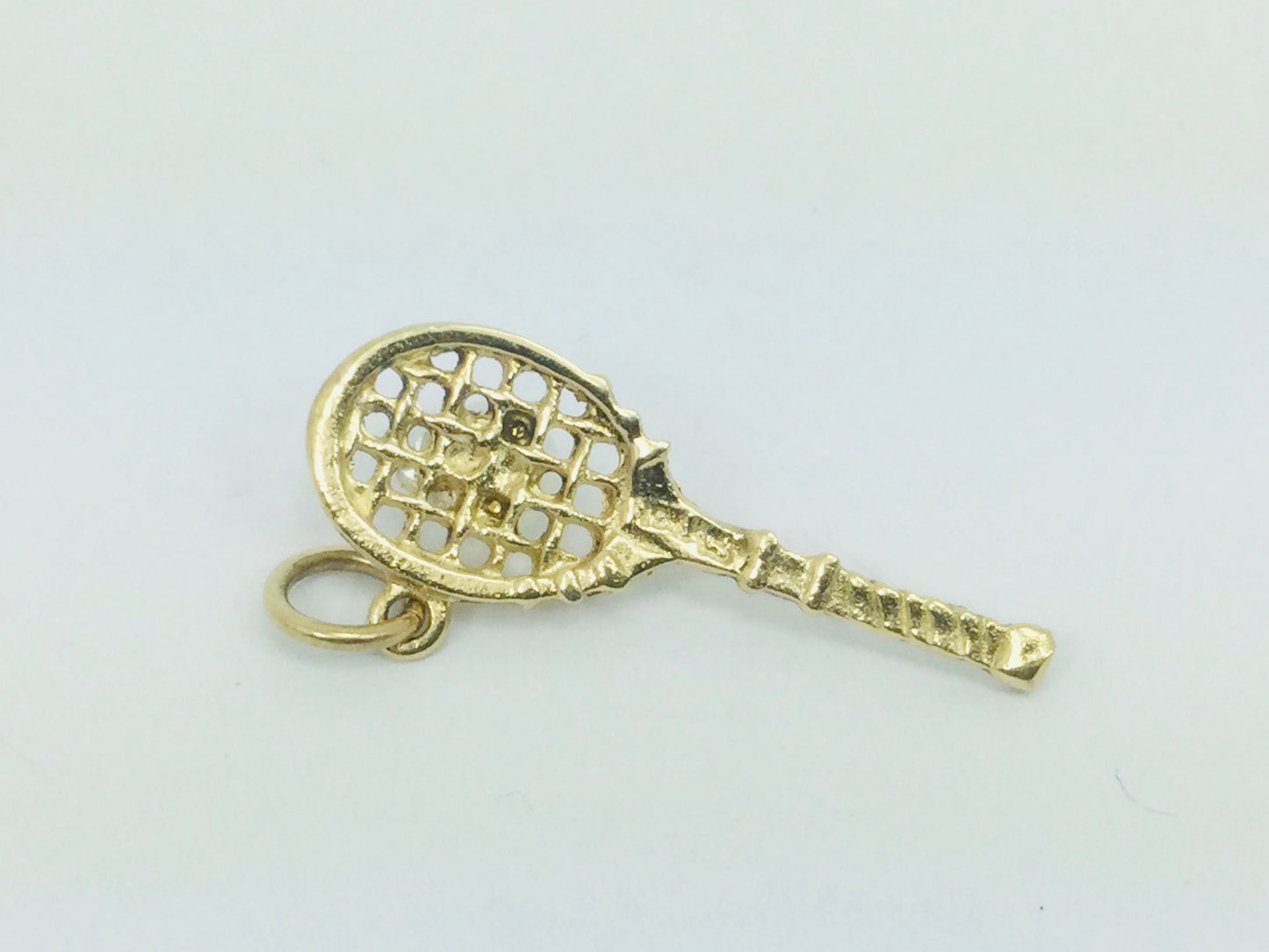10k Yellow Gold Pearl Badminton/Tennis Racket Pendent