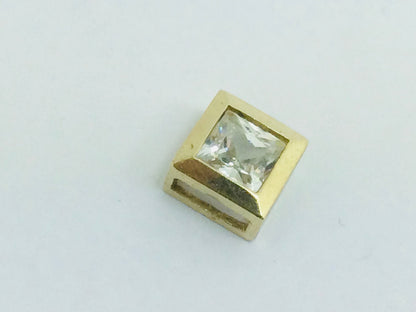 10k Yellow Gold Square Cut Cubic Zirconia (CZ) Solitaire Pendent
