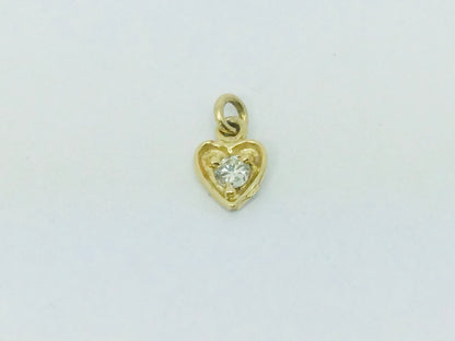 10k Yellow Gold Round Cut 1pt Cubic Zirconia (CZ) Heart Pendent