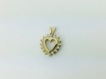 14k Yellow Gold Round Cut 24pt Diamond Heart Pendent
