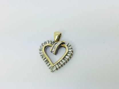 10k Yellow Gold Baguette and Round Cut 21pt Diamond Heart Pendent