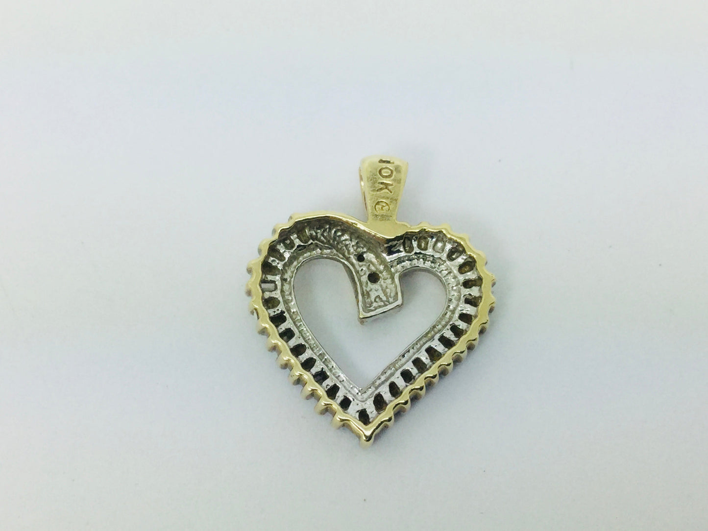 10k Yellow Gold Baguette and Round Cut 21pt Diamond Heart Pendent