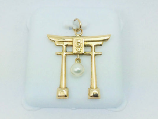 14k Yellow Gold Pearl Temple Pendent