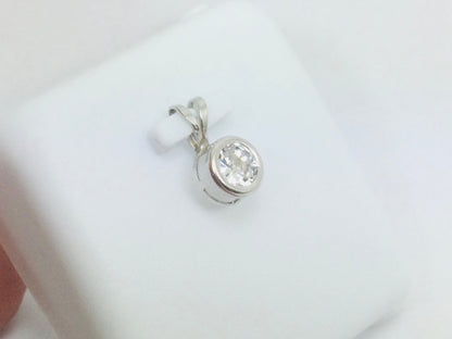 10k White Gold Round Cut Cubic Zirconia (CZ) Solitaire Pendent