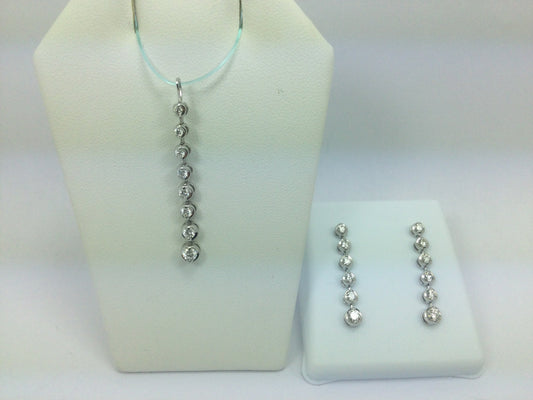 18k White Gold Round Cut 1.23ct Diamond Pendent and Dangle Earring Set