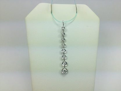 18k White Gold Round Cut 1.23ct Diamond Pendent and Dangle Earring Set