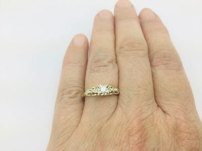 14k Yellow and White Gold Round Cut 10pt Diamond Vintage Solitaire Ring