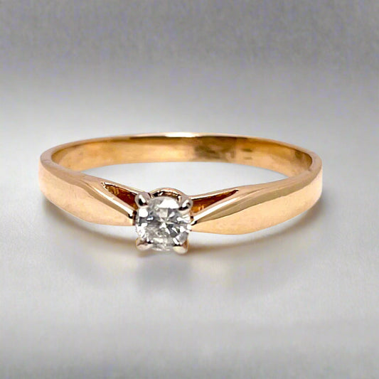 14k Yellow Gold Round Cut 0.15ct Diamond Solitaire Ring