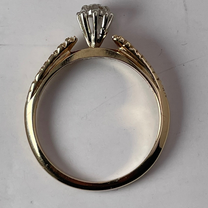 14k Yellow Gold Round Cut 0.06ct Diamond Illusion Set Ring
